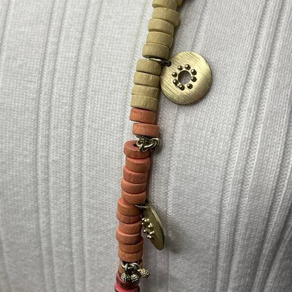 Chico's beaded necklace with charms disks pinks natural neutral costume jewelry - Picture 2 of 14